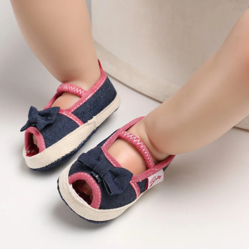 Hilittlekids с мягкой подошвой детская обувь с украшением в виде анти-скольжение обувь Повседневные кроссовки с галстуком-бабочкой для малышей, обувь с мягкой подошвой