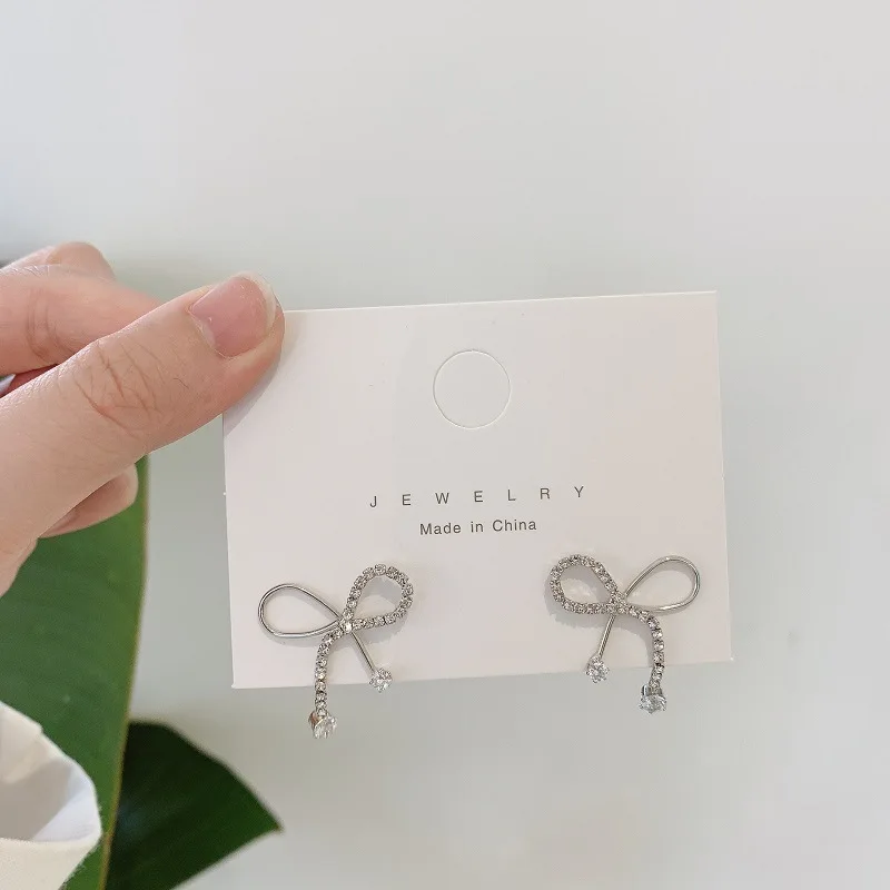 Korean Fashion Hollow Bowknot Stud Earrings for Women Shiny Rhinestone Crystal Bow Tie Clip On Elegant Jewelry Gifts | Украшения и