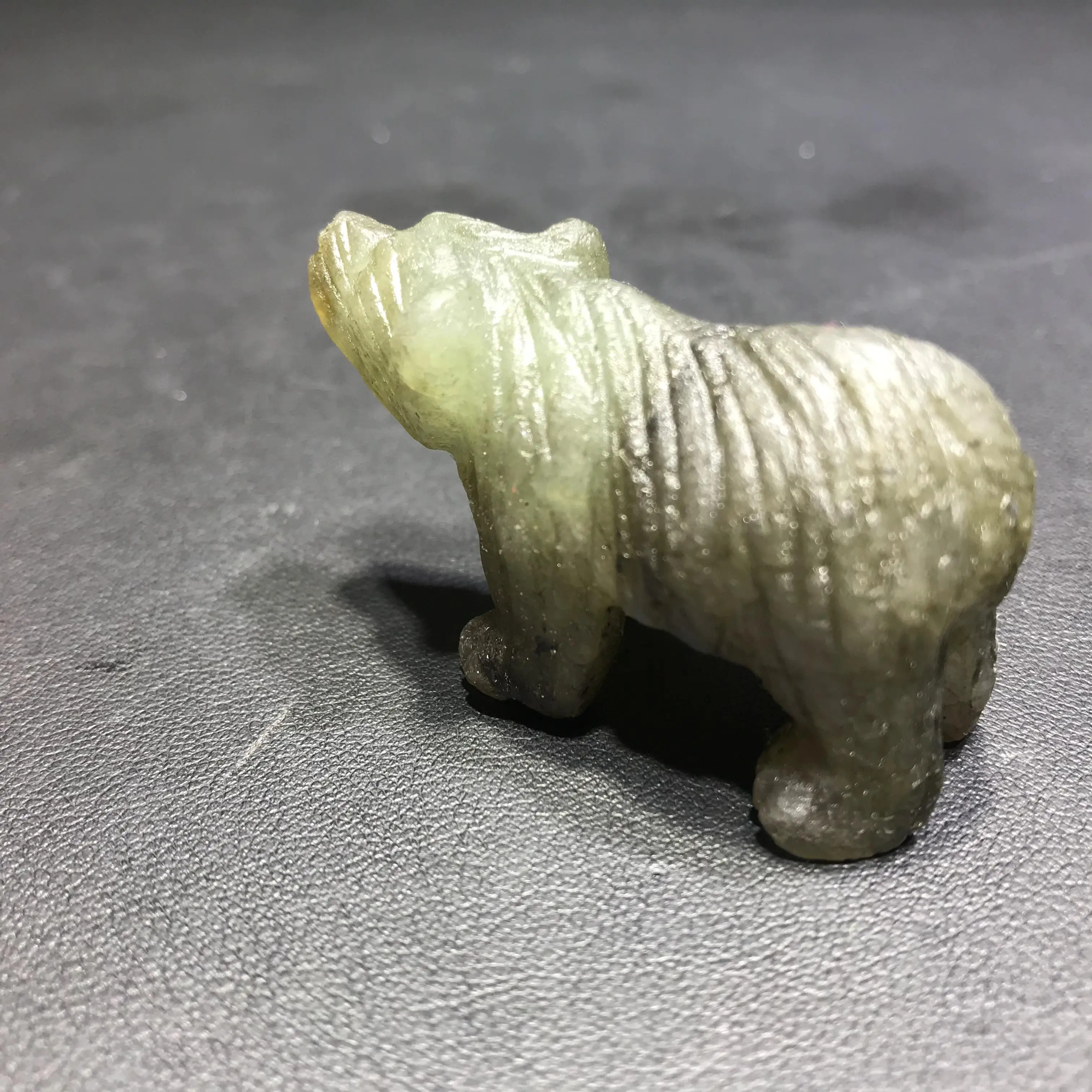 About 40g wholesale high quality natural labradorite polar bear animal gemstone craft figurine for Halloween gift