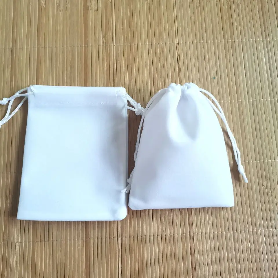 100 Pcs/Lot Velvet Drawstring Bags Jewelry Package Bags Velvet Gift Bags Christmas Wedding Packaging Gift Bags&small Pouches 5