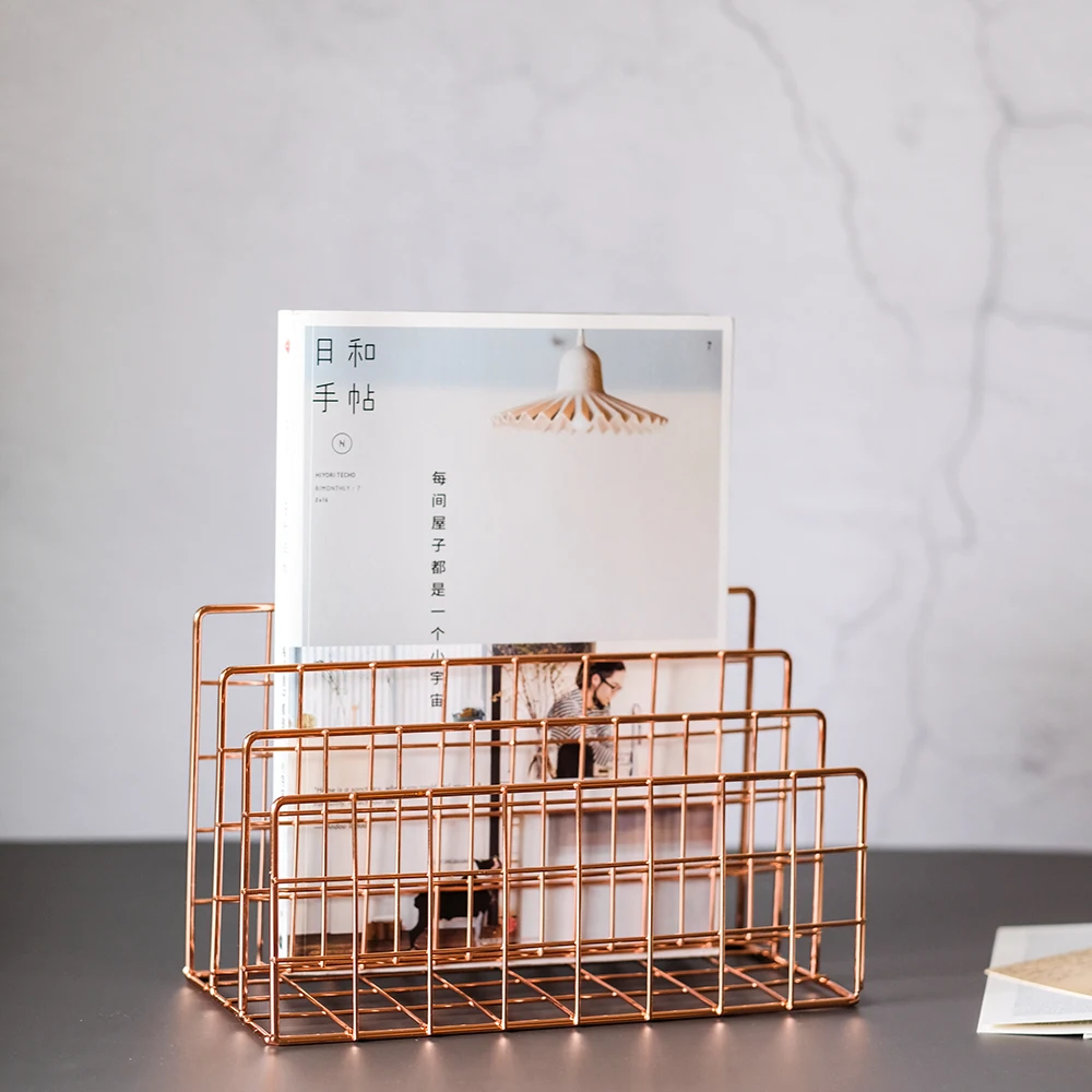 

Nordic Rose Gold Bookshelf Office Desktop Metal Book Block Magazine Newspaper Storage Rack Iron Organizer Shelf
