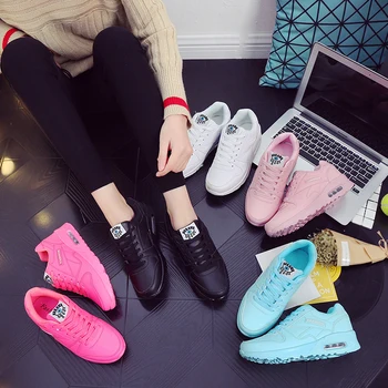 

Black White Sneakers Women Outdoor Damping Shoes Woman Running Lightweight Sports Female Fitness Soft Gym Trainers Sports Shoes