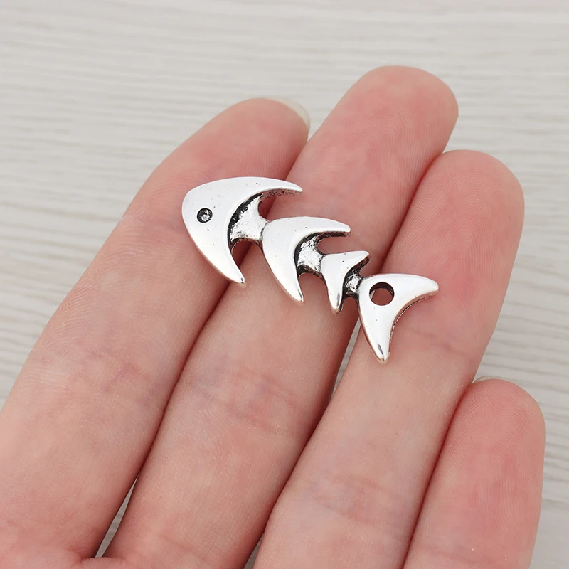 

5 x Tibetan Silver Fish Bone Charms Pendants Beads For DIY Necklace Bracelet Jewelry Making Findings Accessories 34x15mm