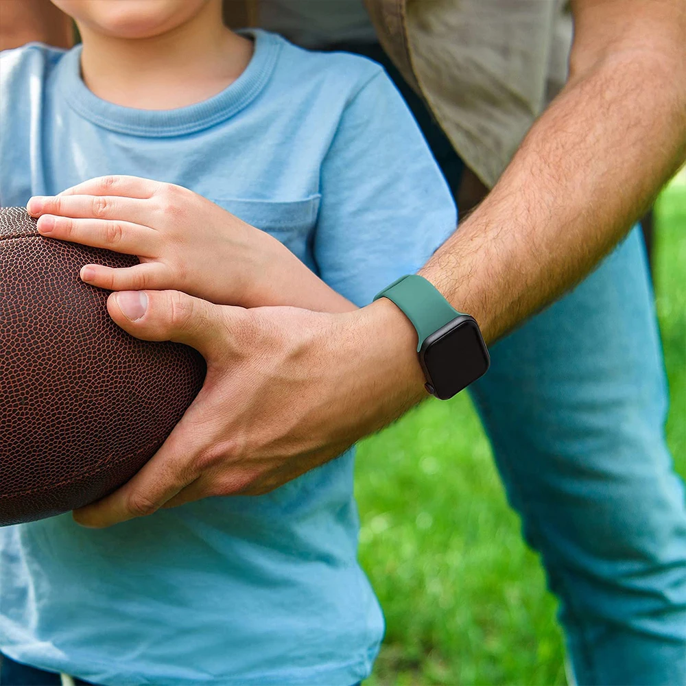 Silicone Strap for Apple Watch Band 45mm 41mm 44mm 40mm 42mm 38mm Correa Watchband Armband Bracelet iWatch Series 7 SE 6 5 4 3 2