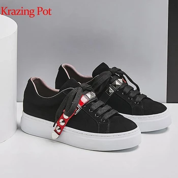 

Krazing pot genuine leather cow suede rivets belt buckle fasteners round toe med heels wedges women casual vulcanized shoes L36