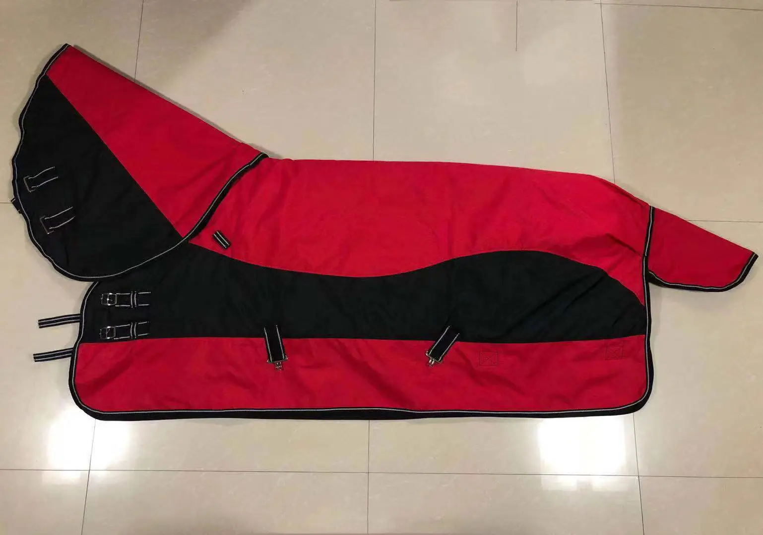 Thickened Horsecloth Winter Warm Horsecloth Cold Water Resistant Turnout Horse Sheet Light Winter Blanket