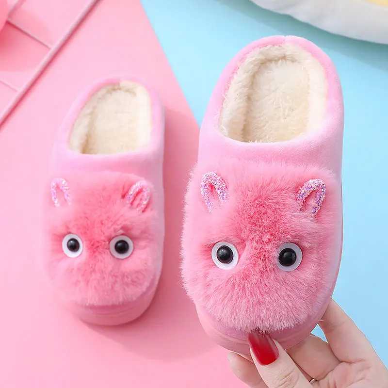 Pink Новые осенне-зимние детские тапочки для родителей и детей кроссовки для малышей Детские теплые ботинки плюшевые мягкие тапочки на подошве для мальчиков и девочек - Цвет: Pink