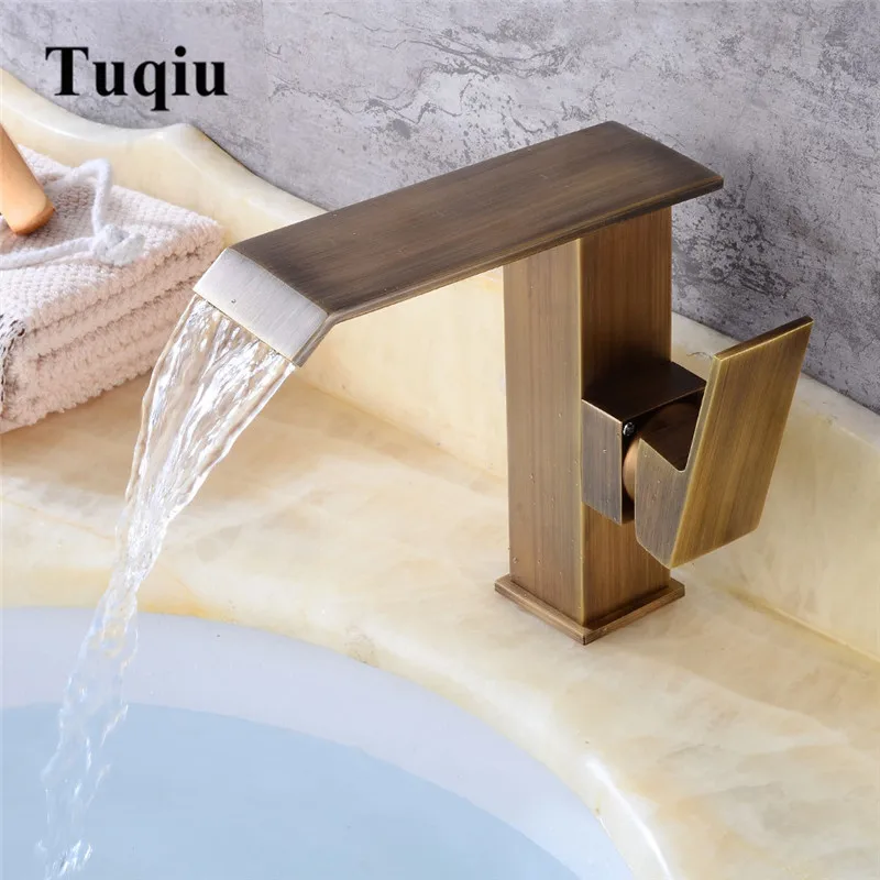 8525409075_1584013605