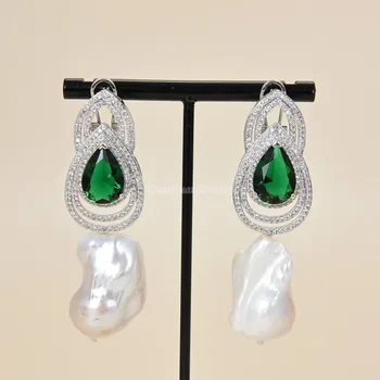 

GG Jewelry Cultured White Keshi Pearl Green Cz Rhinestone Stud Earrings