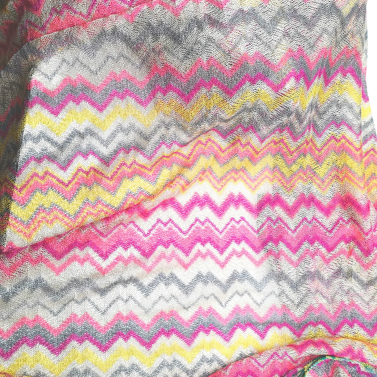 Description Picture 2 of itemKnitted Lace Fabrics Zig Zag Wave Striped Lace Crochet Mesh Fabric Diy Fashion Cloth 150CM