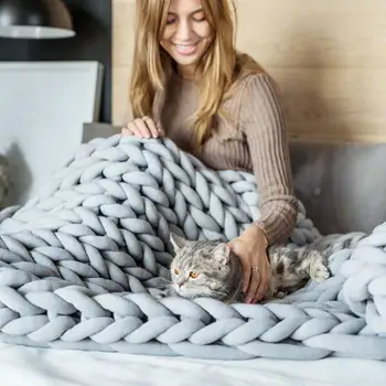 

Super Soft Thick Wool Chunky Yarn DIY Roving Knit Blanket Hand Knit Blanket Scarves Hats Weave Pet Nests Pillows No Pilling