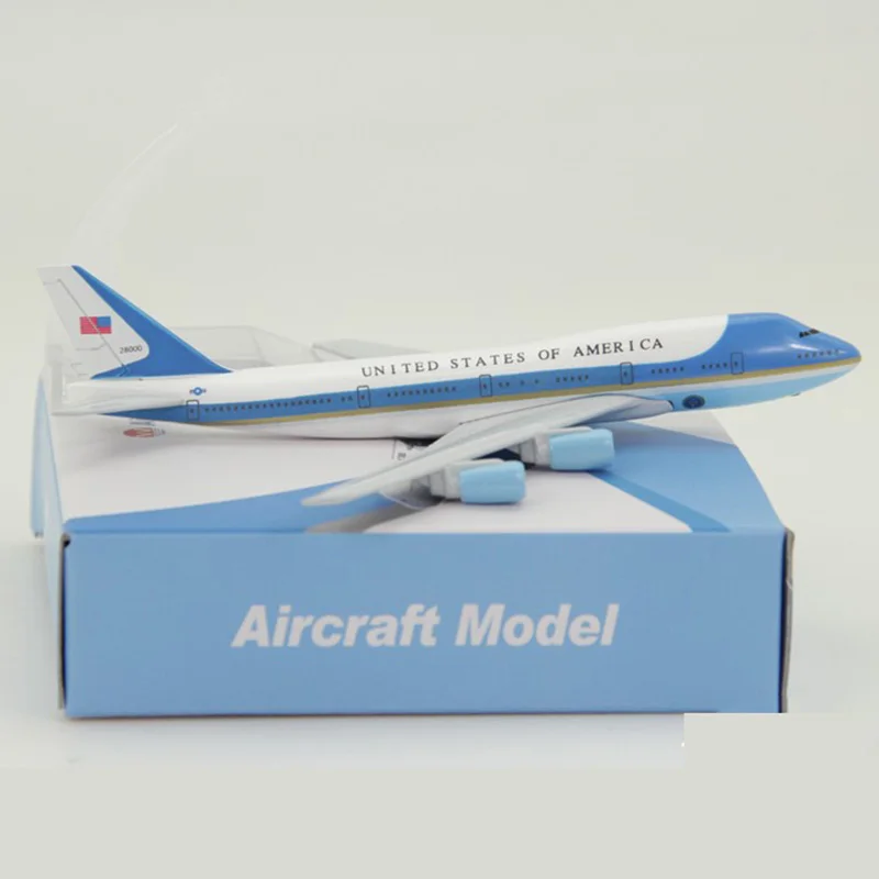

16CM Diecast Aircraft 1:400 airplane Boeing B747-300 model Air Force One landing gear alloy airplane static collectible toys