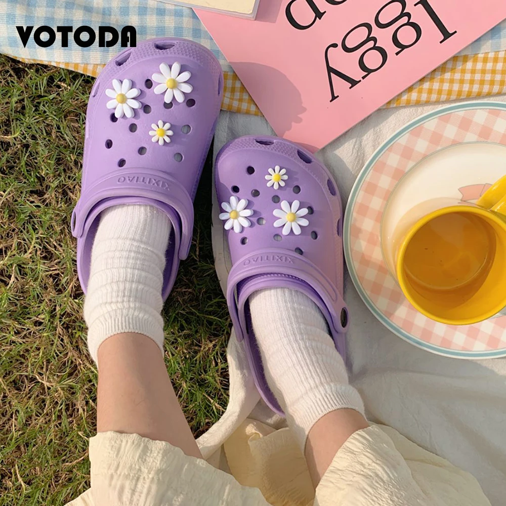 Sandalias de playa con agujeros para mujer, zuecos planos de ocio al aire libre, chanclas bonitas de jardín, Croc deslizantes artesanales