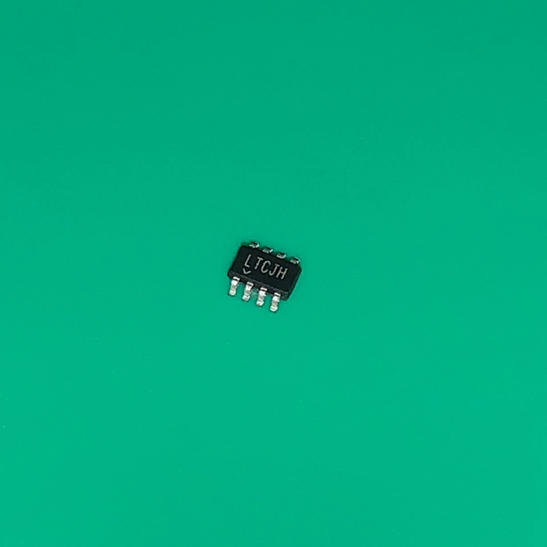 

3pcs/lot LTC2954ITS8-1 SOT23-8 LTCJH IC PB ON OFF CONTROLLER TSOT23 LTC2954ITS8-1#PBF LTC2954ITS8-1#TRPBF LTC2954ITS81 LTC2954IT