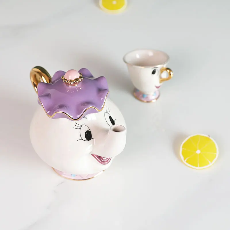 Cartoon Beauty and The Beast Teapot Mug Mrs Potts Chip Tea Pot Cup Set Cogsworth Porcelain Gift Coffee Pot Cup Set Mug Cute