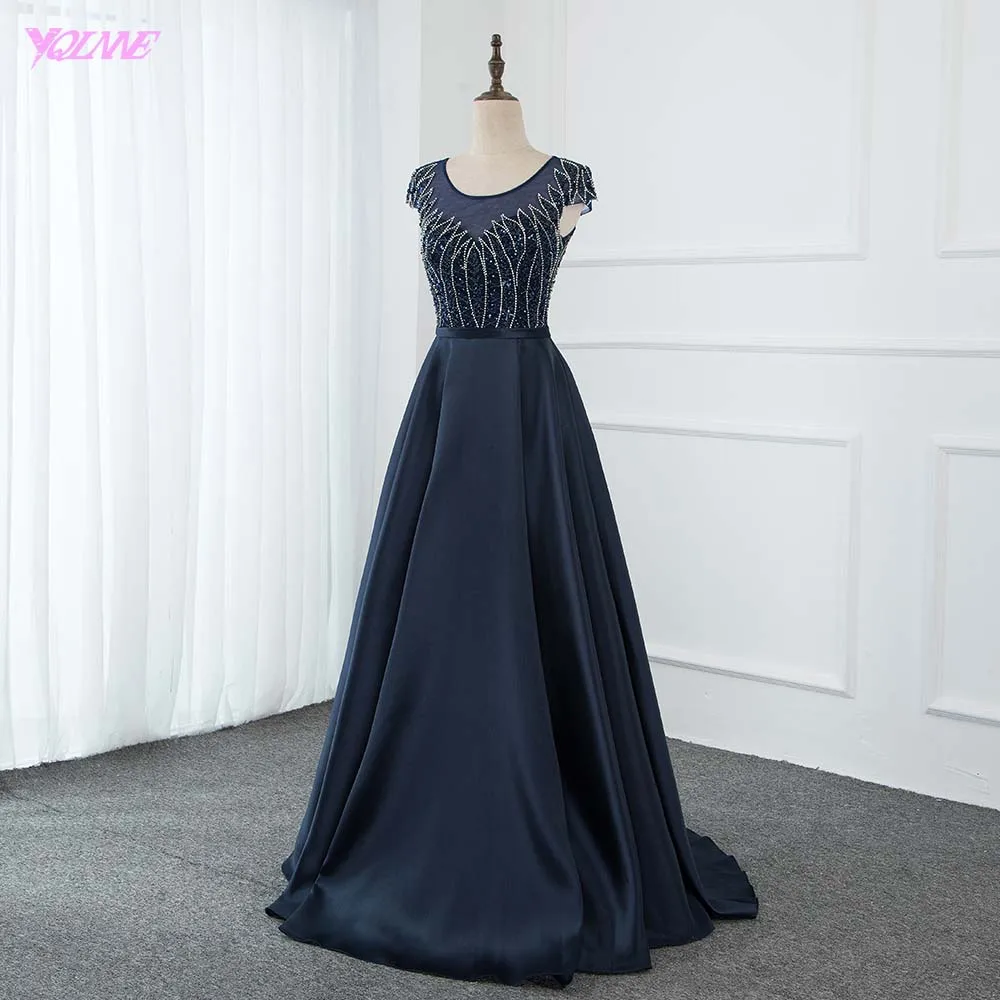 Elegant Navy Satin Long Evening Dress Crystals Beaded Cap Sleeve Aline Women Party Dresses Formal Evening Gown YQLNNE