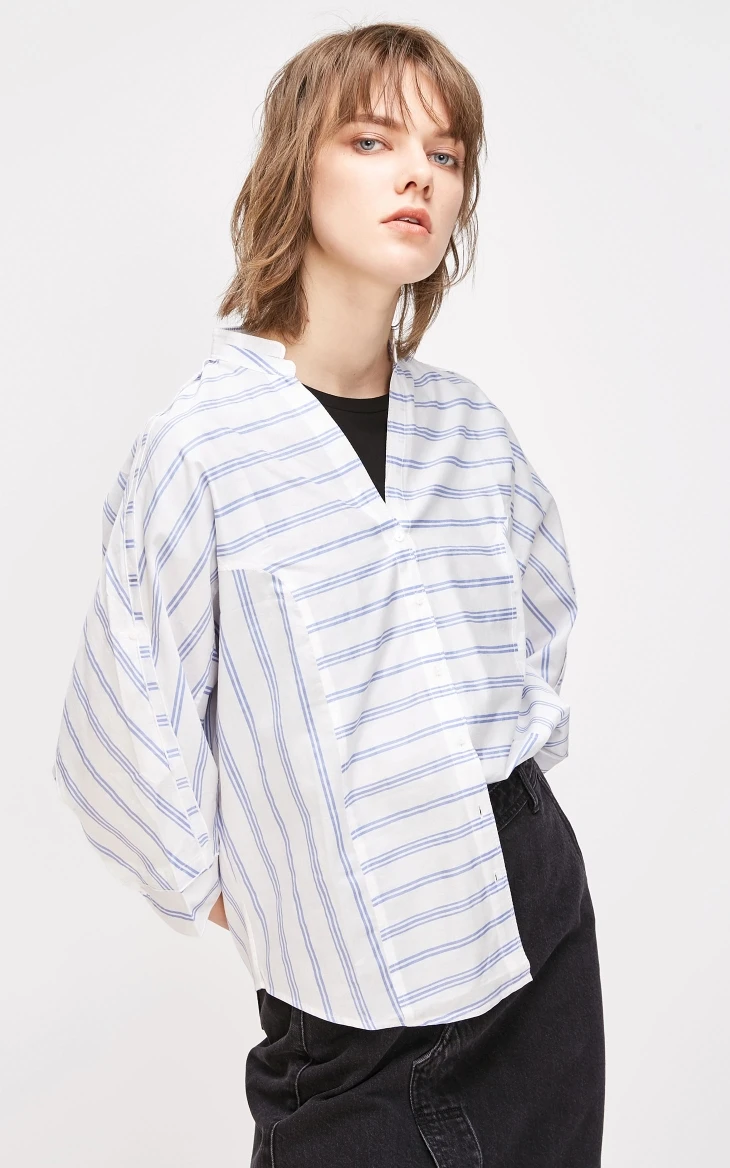 ONLY Womens Loose Fit Pure Color 3/4 Sleeves 100% Cotton V-neckline Shirt | 119105537