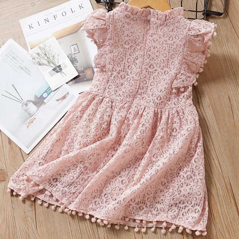 12416935356_1995614336