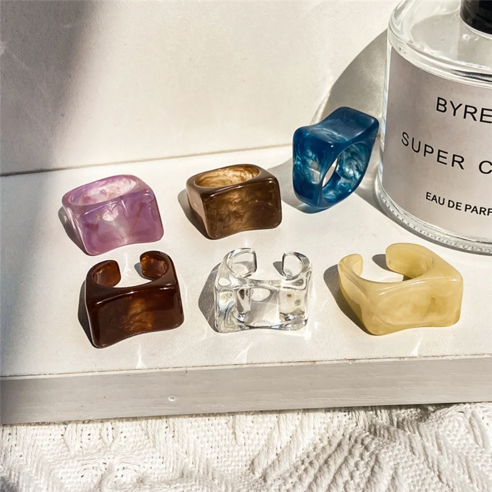 New Colorful Transparent Resin Acrylic Crystal Rhinestone Simple Geometric Square Round Rings Set for Women Fashion Jewelry