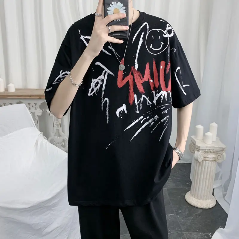 

Summer Cotton Graffiti T Shirt Men's Fashion Printing Casual Short-sleeved T-shirt Men Streetwear Wild Loose Hip-hop Tshirt Mens