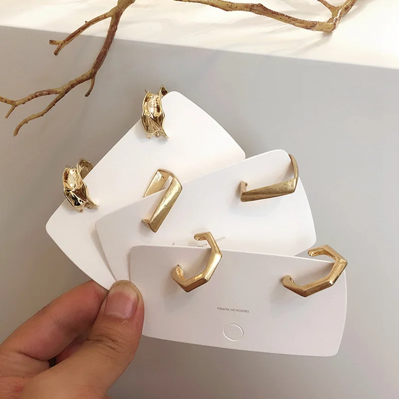 

2019 Korean Retro Simple Style Twisted Metal Cold Wind Earrings For Female Accessories