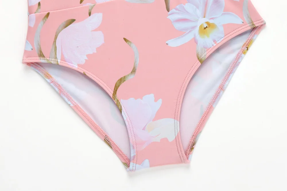 Sun-Protection Swimsuit Family Matching Clothes One-Piece Mother Daughter Swimwear Mommy and Me Bikini Dress Outfits Family Look