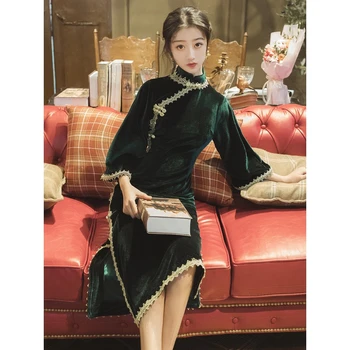 

Heavy Industry Vintage Velvet Lace Splicing Improved Cheongsam