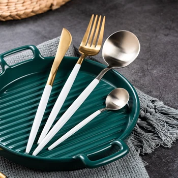 

304 Stainless Tableware Western Wedding Cutlery Set 4pcs Golden Black Steak Knife Fork Spoon Set Servies Dinnerware Sets DA60CJ