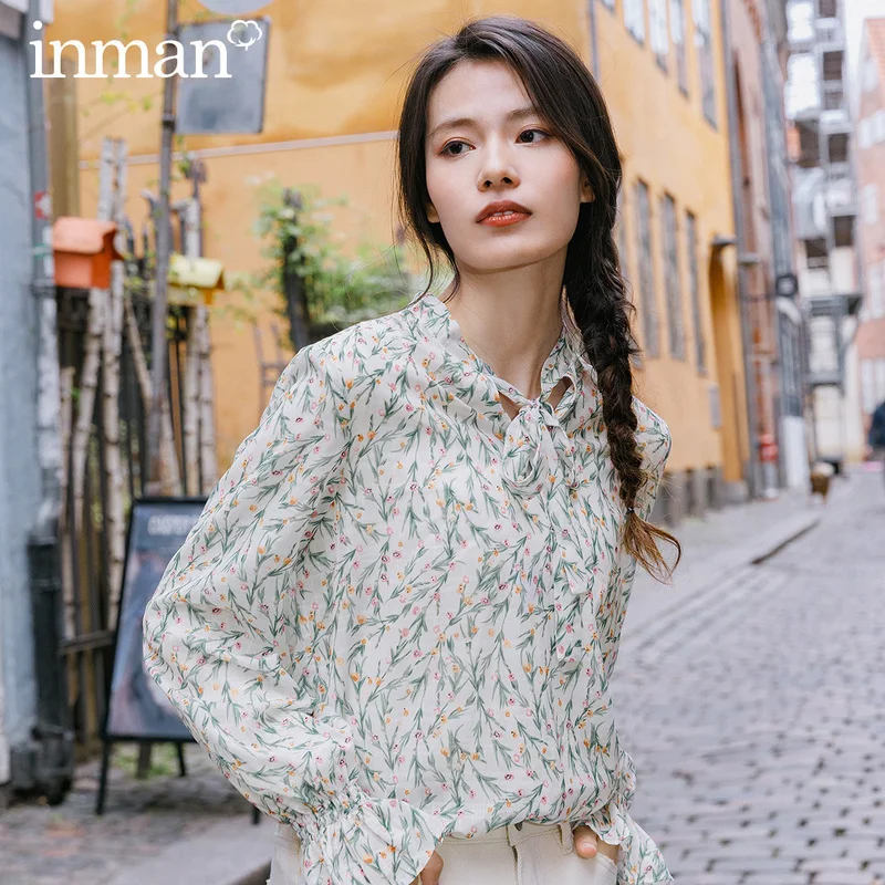 

INMAN 2020 Spring New Arriavl Literary Retro Bowknot Lace-up Printed Loose Long Sleeve Blouse