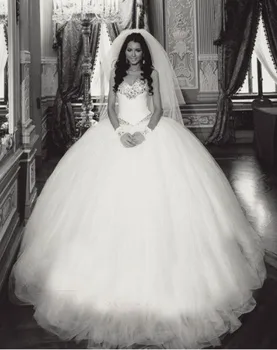 

Vestido Doiva Casamento 2018 Fashionable Sweetheart Crystal Tulle Royal Train Ball bridal Gown Plus mother of the bride dresses