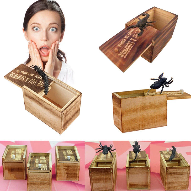 

Free DHL 50PCS/100PCS/200PCS/300PCS/500PCS Wooden Prank Trick Practical Joke Home Office Scare Scared wooden box spider 2 styles