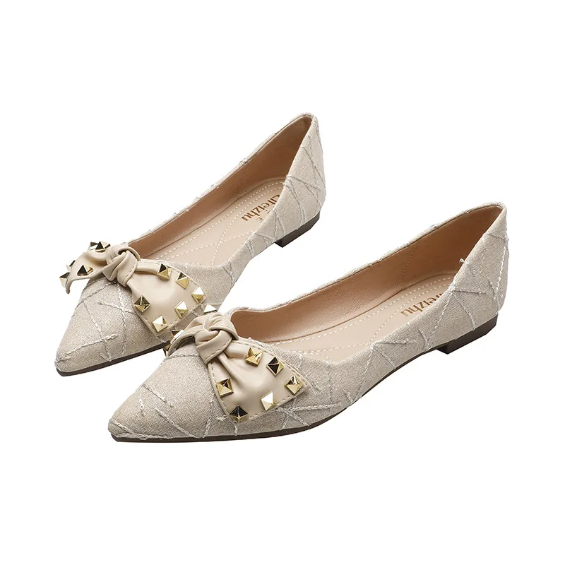 

Brand Designer Rivets Butterfly Knot Women Flats Ladies Pointed Toe Shallow Flat Shoes Female Wedding Party Work Boat Shoes