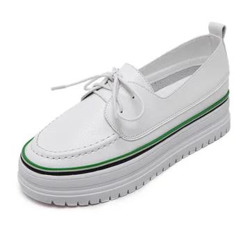 

2019 New Spring Women Flats Shoes Platform Women Sneakers Slip On Ladies Flats Leather elegant Shoes Loafers Creepers J2-17