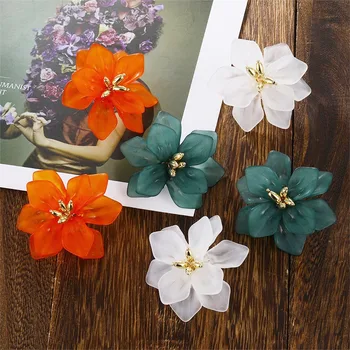 

EN Korean Style Hyperbole Flower Stud Earrings For Women Acrylic Big White Orange Flower Holiday Earrings Fashion Brinco Jewelry