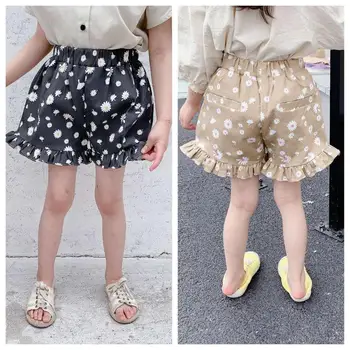 

Children's clothing 2020 summer new products girls Korean version of wooden fungus small chrysanthemum shorts