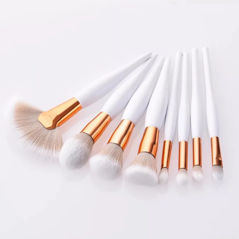 

4/8PCS Makeup Brushes Set Soft Synthetic Head Wood Handle Brush Fan Flat Brush Set for Women Eyeshadow Facial Make Up Brush Kit