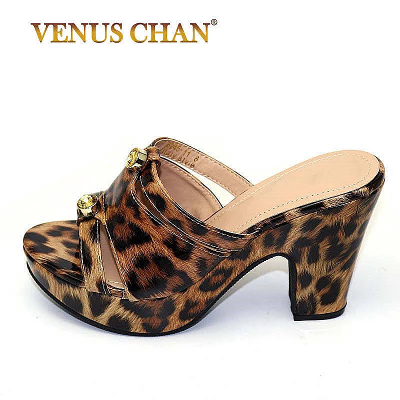 new design heel sandal