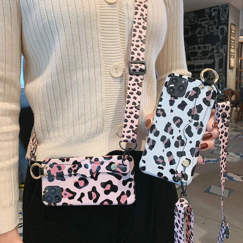 New Phone Case Leopard Wristband Phone Case with Lanyard For IPhone 11pro Max XS Max XR 1 New Phone Case Leopard Wristband Phone Case with Lanyard For IPhone 11pro Max XS Max XR 5