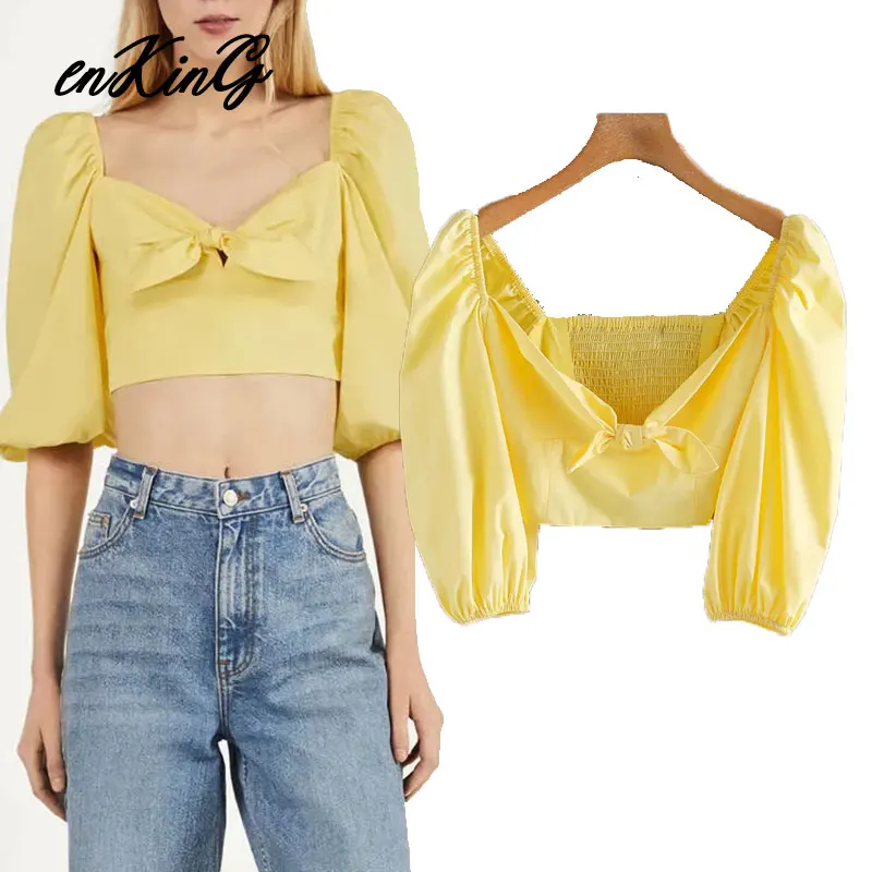 

2020 england ins fashion blogger square collar yellow sexy short blouse women blusas mujer de moda 2020 crop shirt womens tops