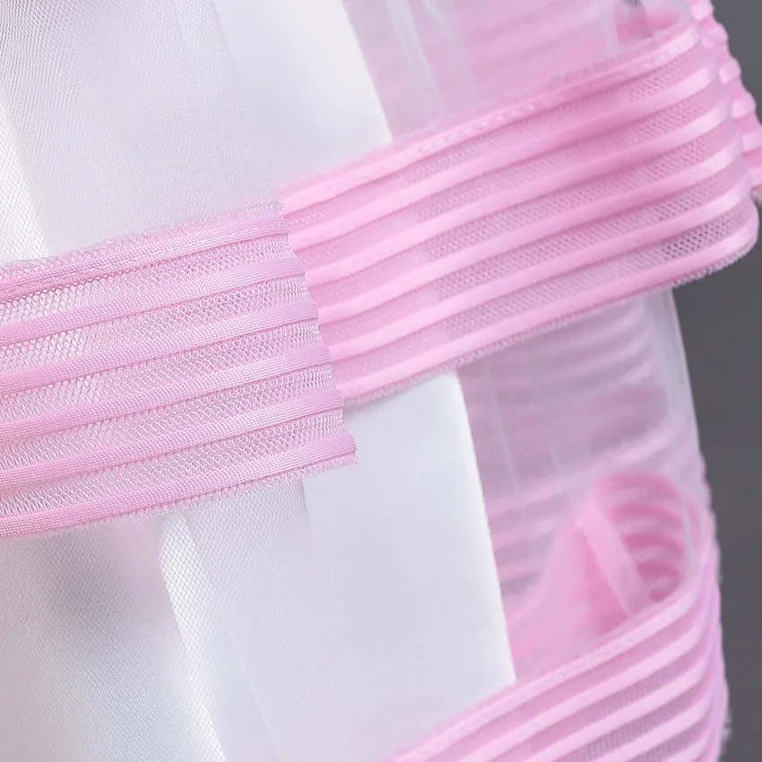 12768239988_1498729419