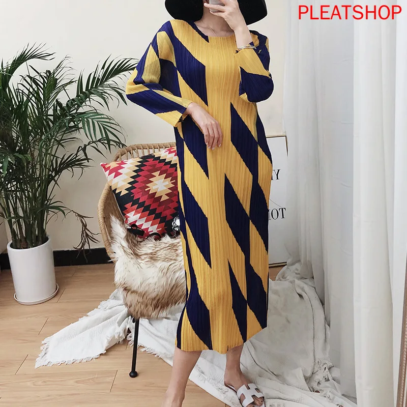 

Miyake Pleated 2020 Spring New Style Slimming Loose Fashion Pleat Japanese-style Rhombus Pattern Dress elegant women dresses