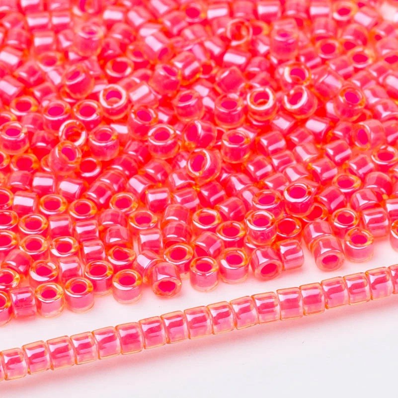 Soeather японский Seedbeads Miyuki Delica 11/0 DB2031 красный зеленый цвет Непрозрачное ожерелье родные Бисероплетение в одежде 6 г about1200шт - Цвет: DB2051