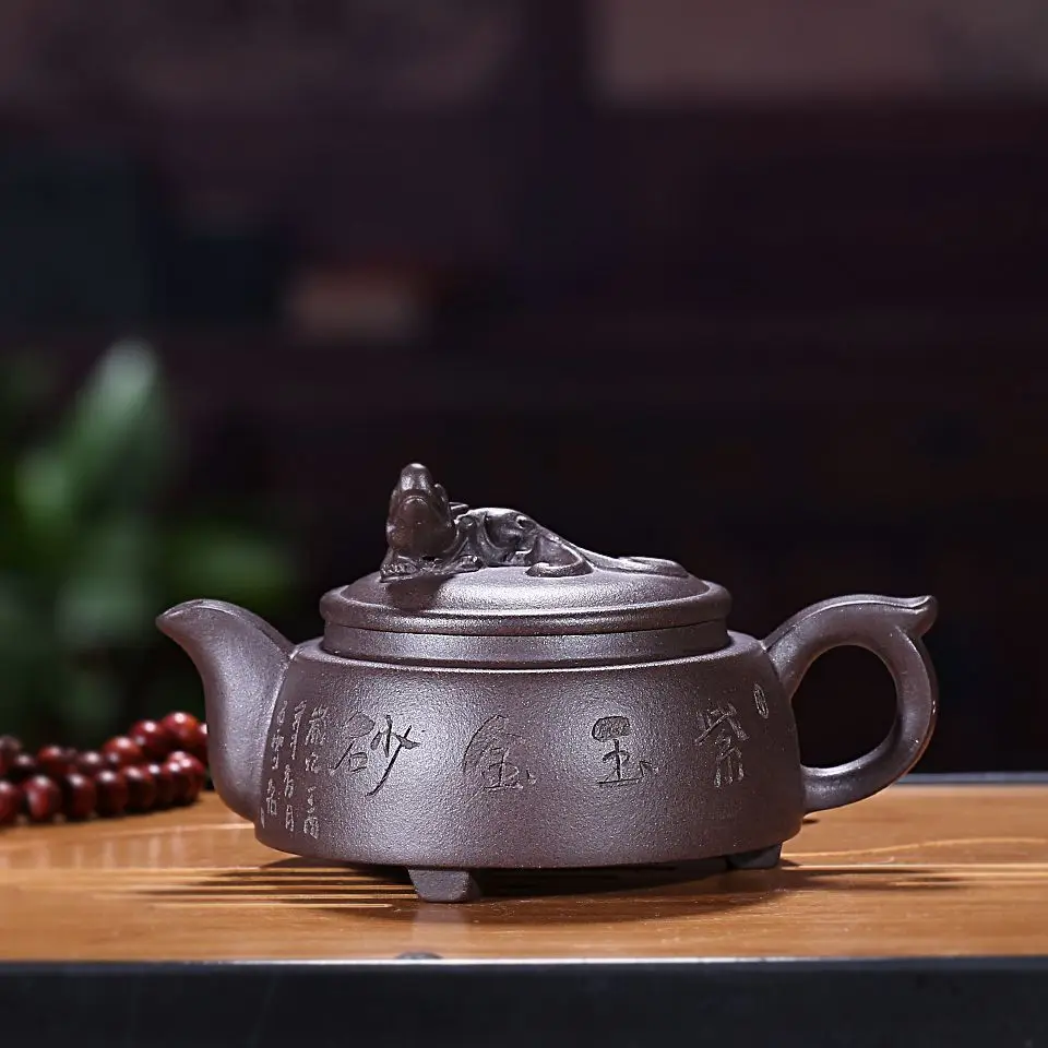 

2461 Yixing Clay Teapot Strength Masters Handmade Yixing Clay Teapot Three-Legged Pixiu Pot Kung Fu Tea Set Special Offer