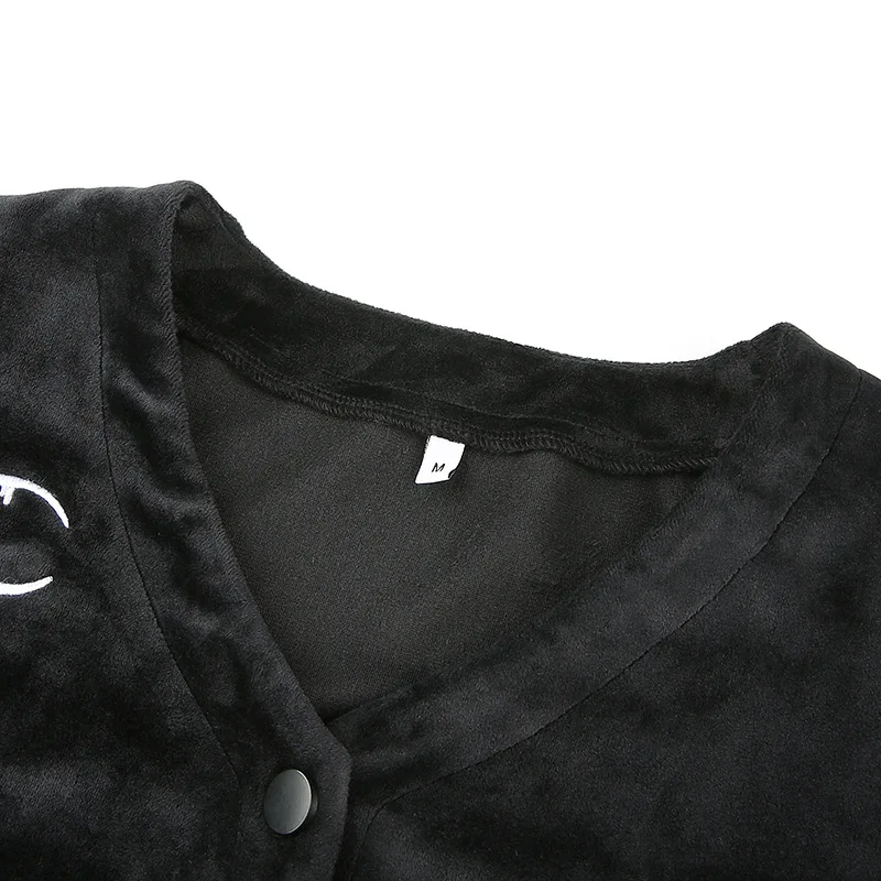 Готическая винтажная женская футболка с вышивкой Луны и v-образным вырезом, укороченный бархатный топ, футболка в стиле панк, темно-гранж, уличная одежда, сексуальная черная футболка для женщин