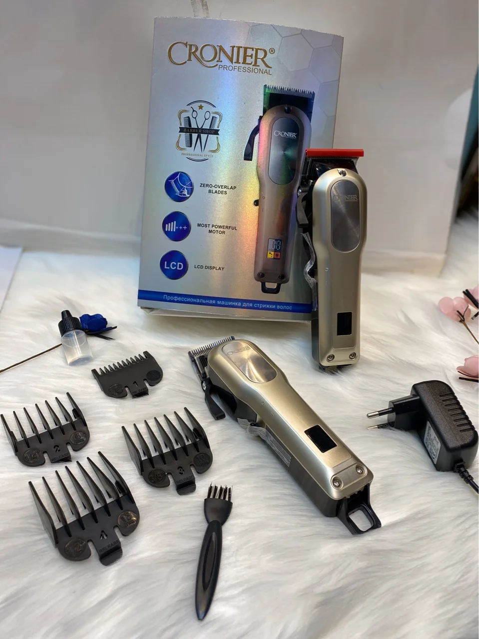 14402193153_160216752