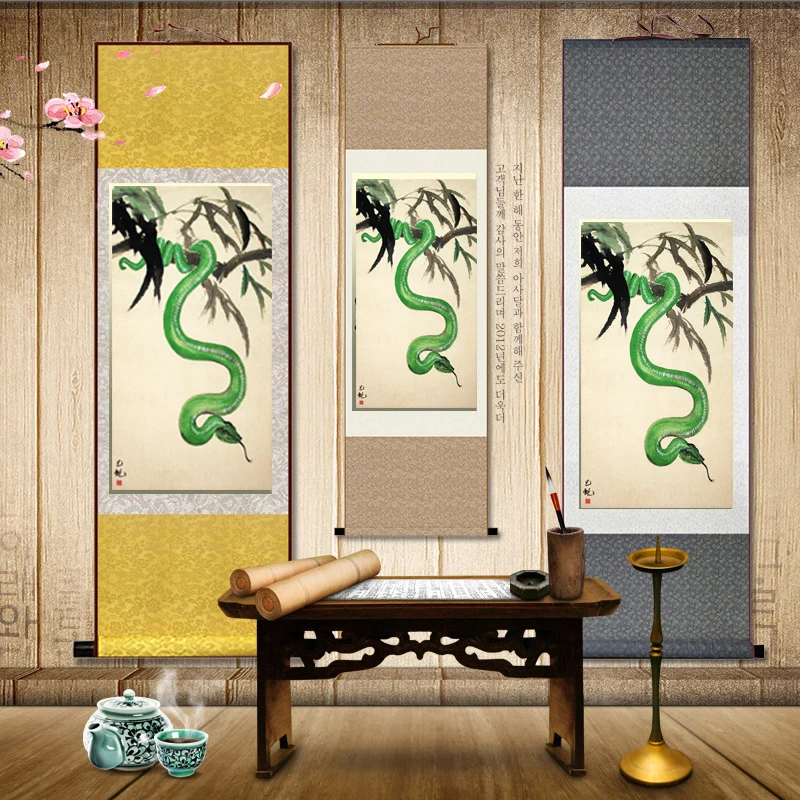 

(customized) Bamboo leaf green snake silk scroll painting, study decoration painting, animal hanging painting