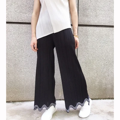 Горячая Miyake модные тонкие складные узкие боковые прямые брюки длинные штаны широкие брюки - Цвет: Черный