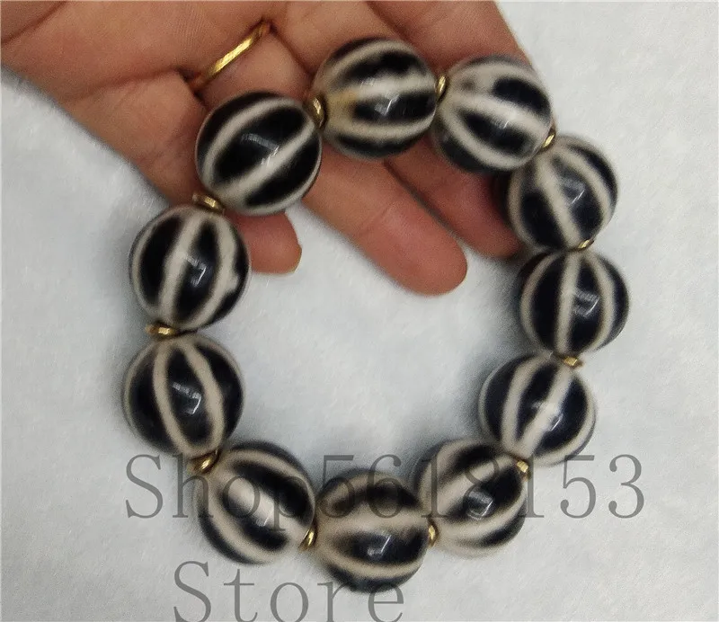 

Chinese Ancient Exquisite Handmade color Tibet Round dzi bead bracelet