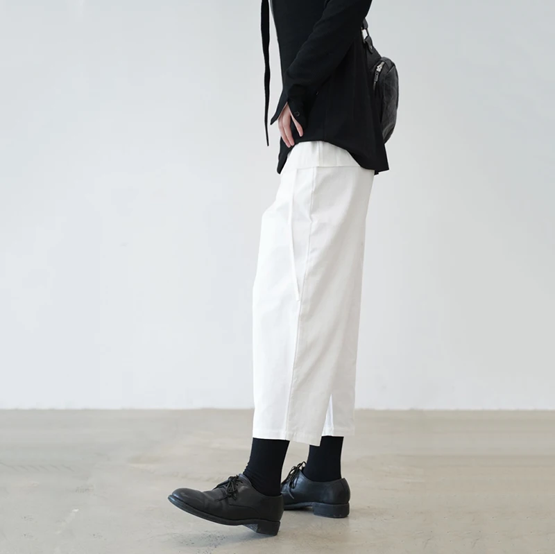 [EAM] черно-белые повседневные короткие брюки с высокой талией, новые свободные шаровары, женские модные брюки, подходят ко всему, весна-осень
