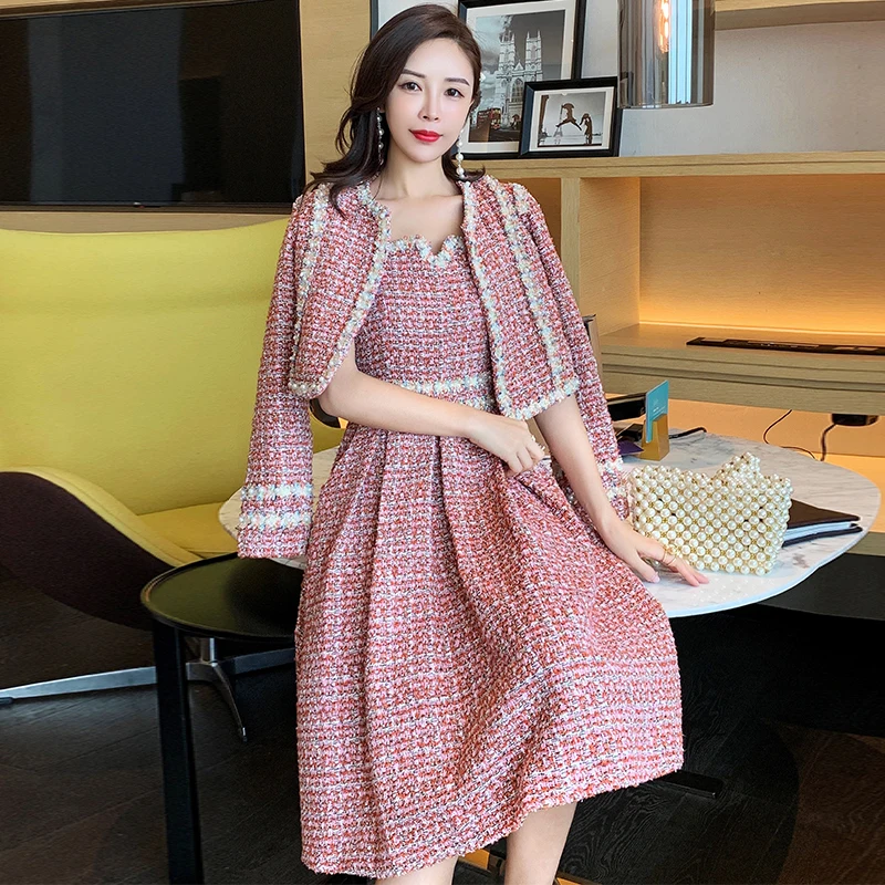 

Women Elegant Pink Tweed Outfits Two Pieces Set Winter Ladies Beading Short Jacket+Sleeveless Vest Dress Female 2 Piece Dress